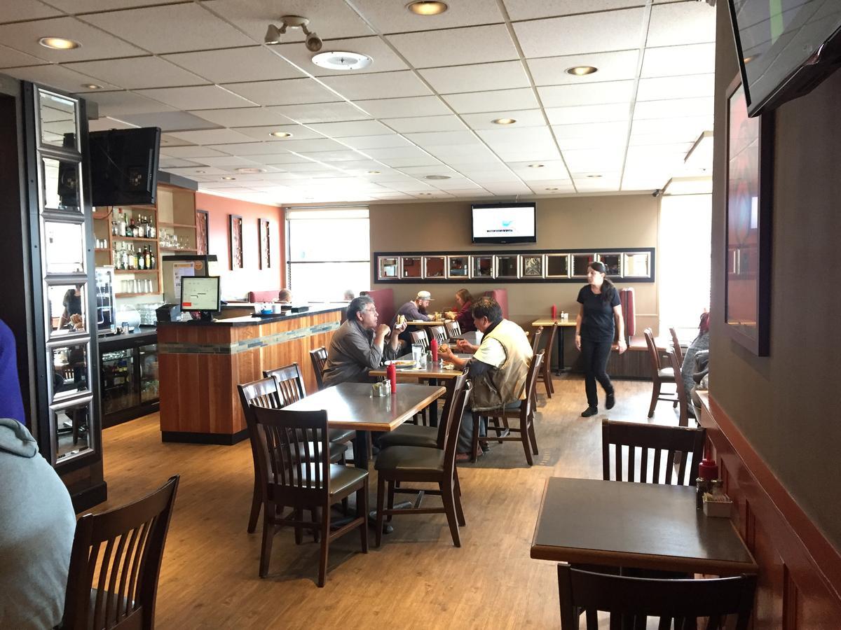 Bear Country Inn 테라스 외부 사진